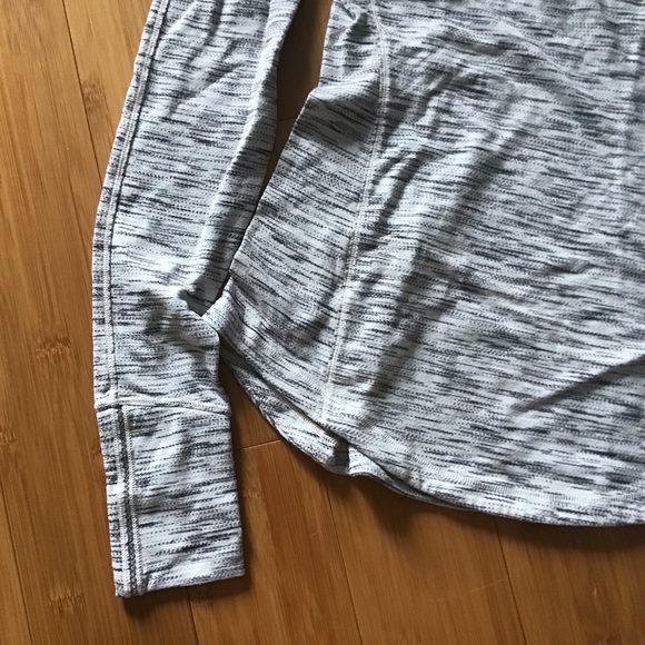 Lululemon 5 Mile Long Sleeve
Tiger Space Dye Black White EUC - Picture 7 of 16